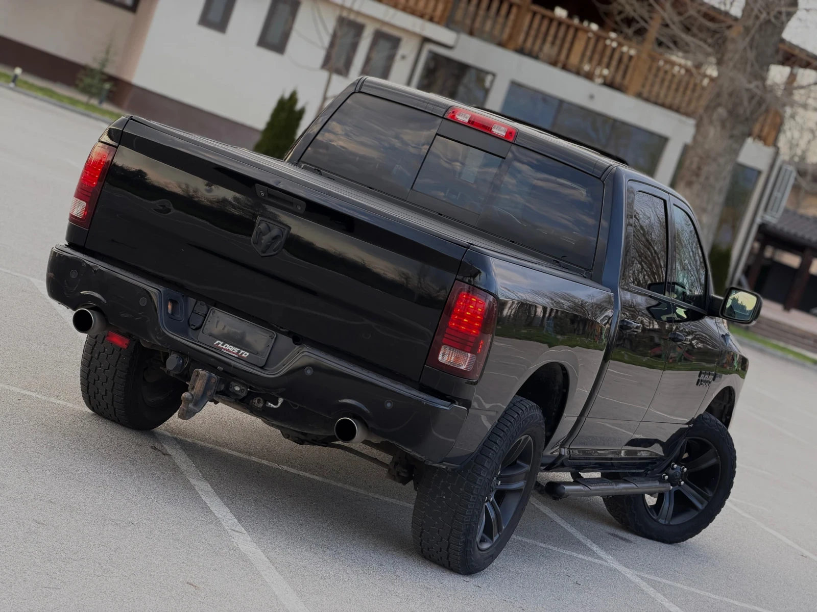 Dodge RAM 1500 5.7 Hemi * BLACK EDITION/УНИКАТ/LPG* , снимка 6 - Автомобили и джипове - 54092561