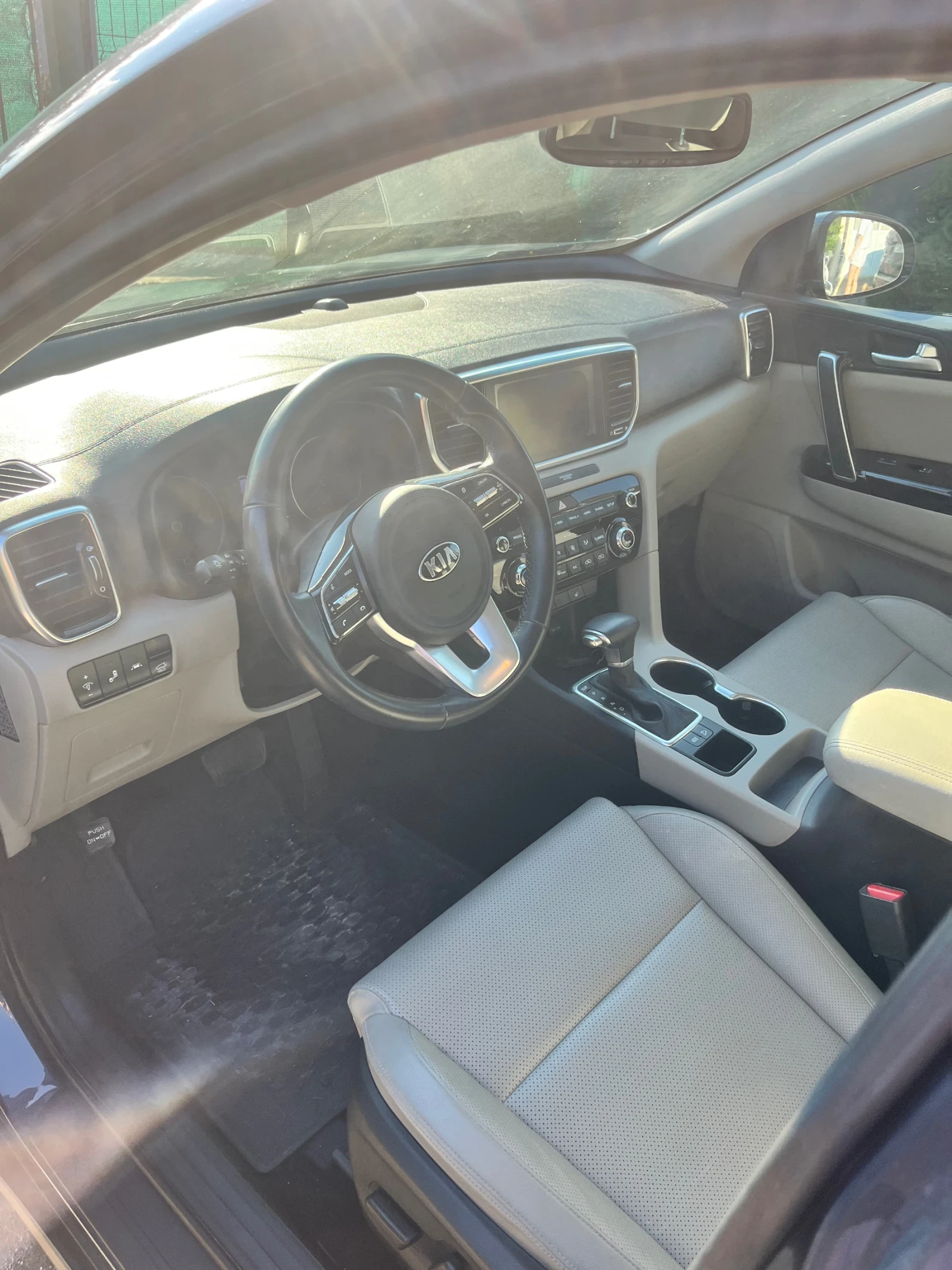 Kia Sportage, снимка 4 - Автомобили и джипове - 55081856