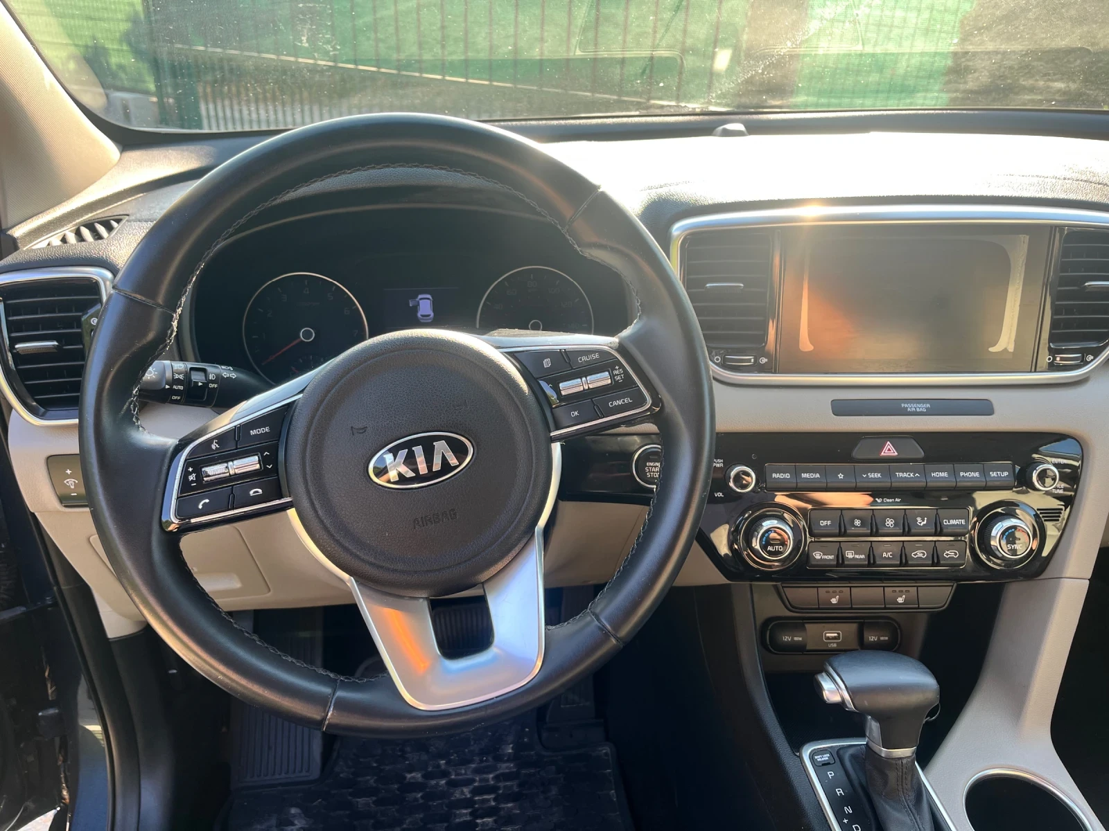 Kia Sportage, снимка 6 - Автомобили и джипове - 55081856