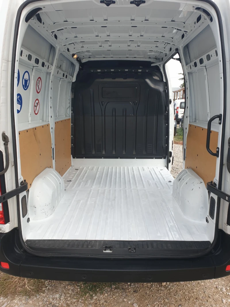 Renault Master, снимка 13 - Бусове и автобуси - 51838549