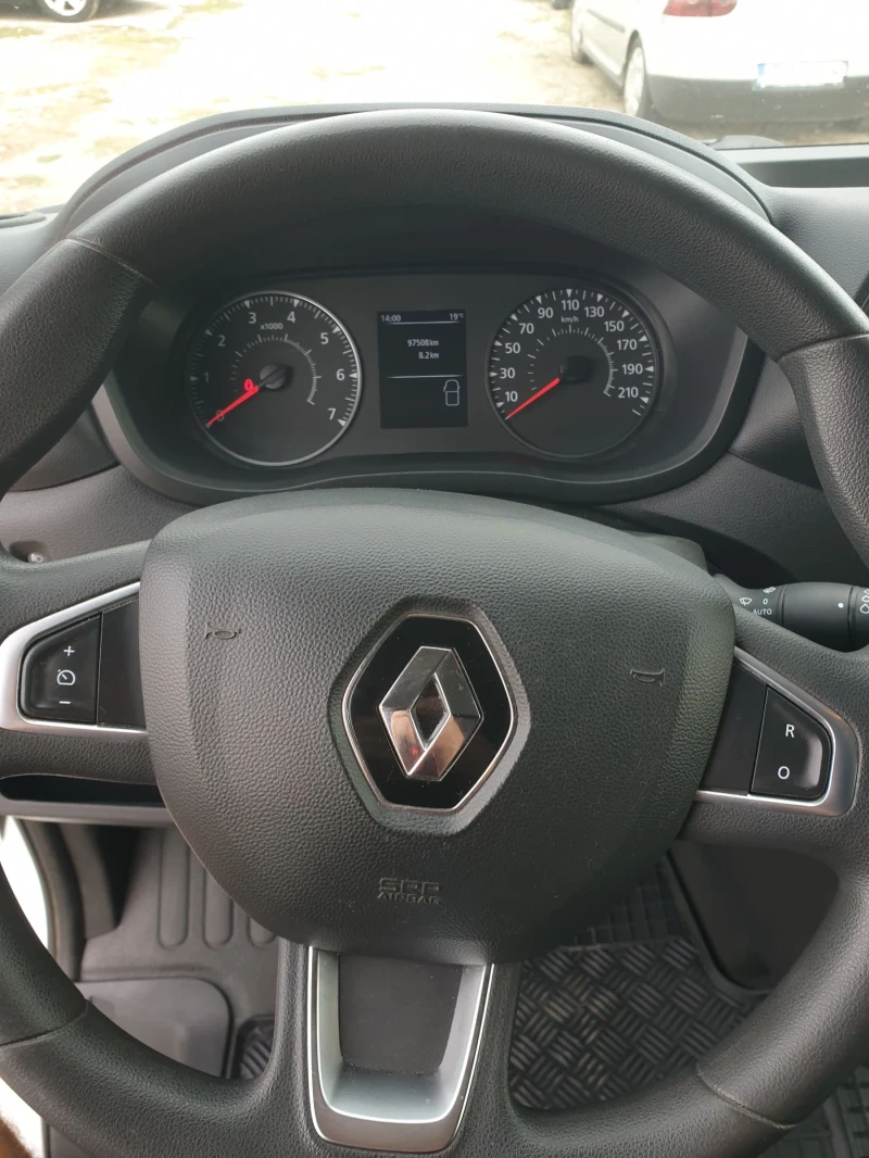 Renault Master, снимка 11 - Бусове и автобуси - 51838549