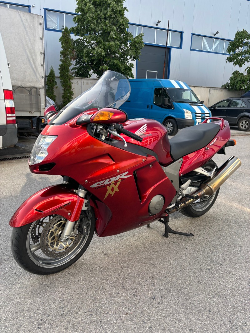 Honda Cbr 1100XX, снимка 10 - Мотоциклети и мототехника - 46010104