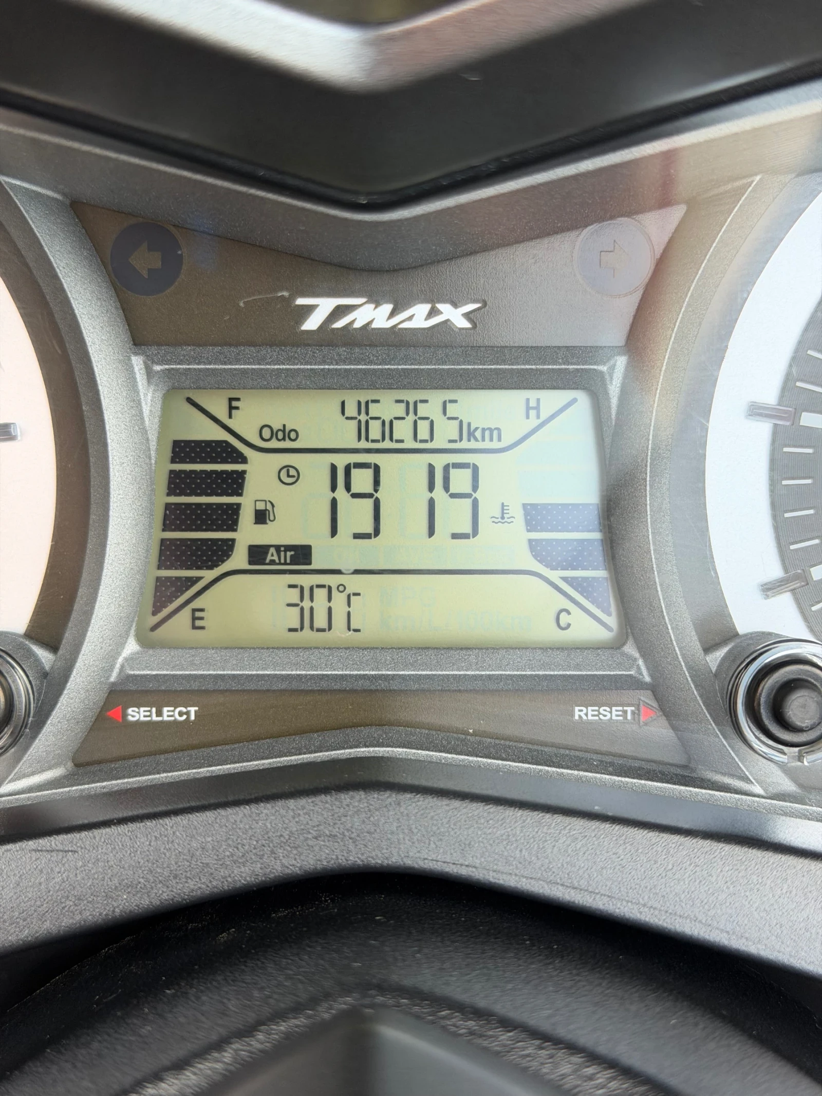 Yamaha T-max Iron max , снимка 12 - Мотоциклети и мототехника - 55354542