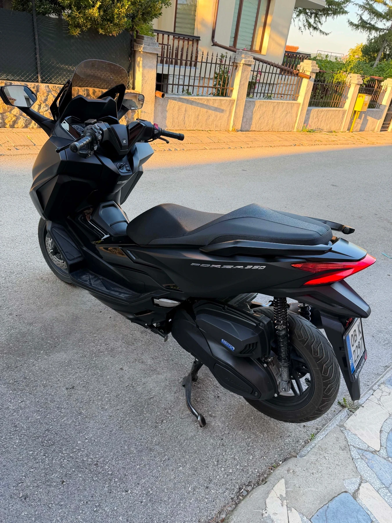 Honda Forza 350i Akrapovic, снимка 5 - Мотоциклети и мототехника - 55450028