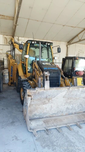      Caterpillar 432E