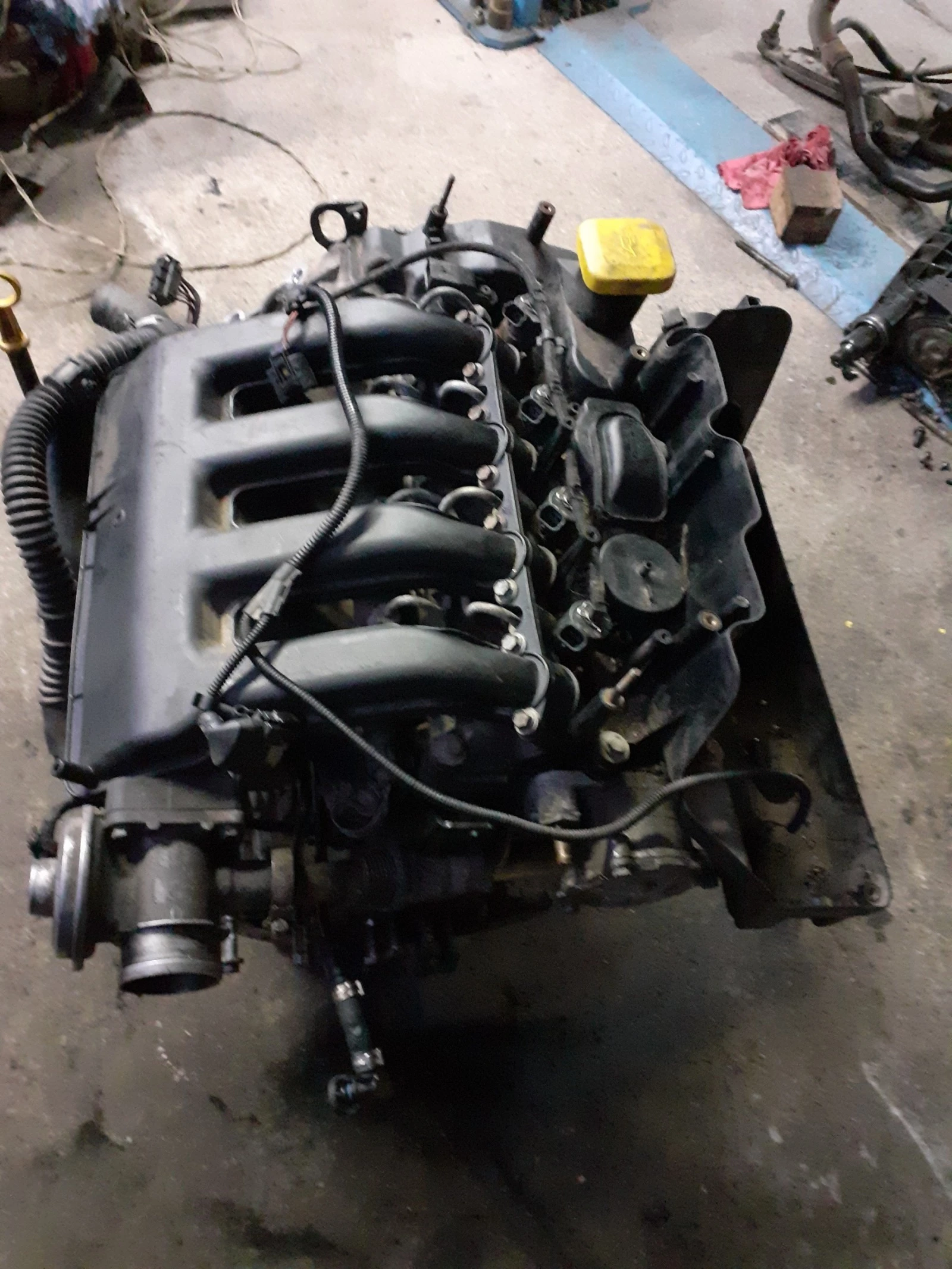      2003. 2.0TD4    .  | Mobile.bg   6