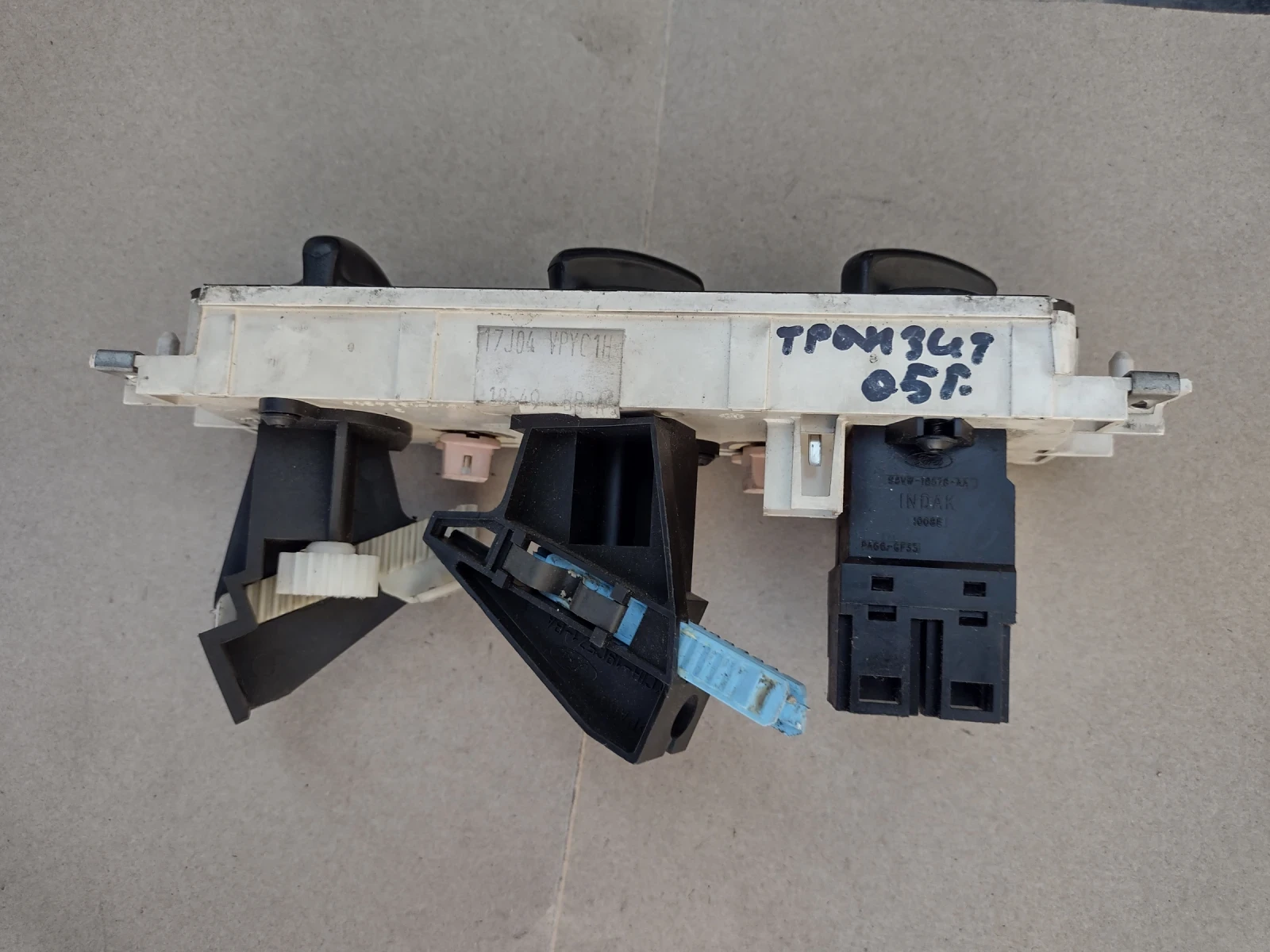 YC1H-18K391-BD  ���������� ����� Ford Transit  YC1H-18D451A | Mobile.bg � ����������� 2