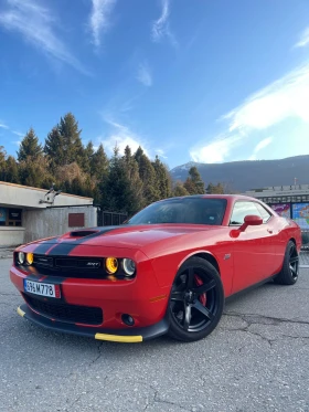 Dodge Challenger SRT 392 6.4 Hemi 1