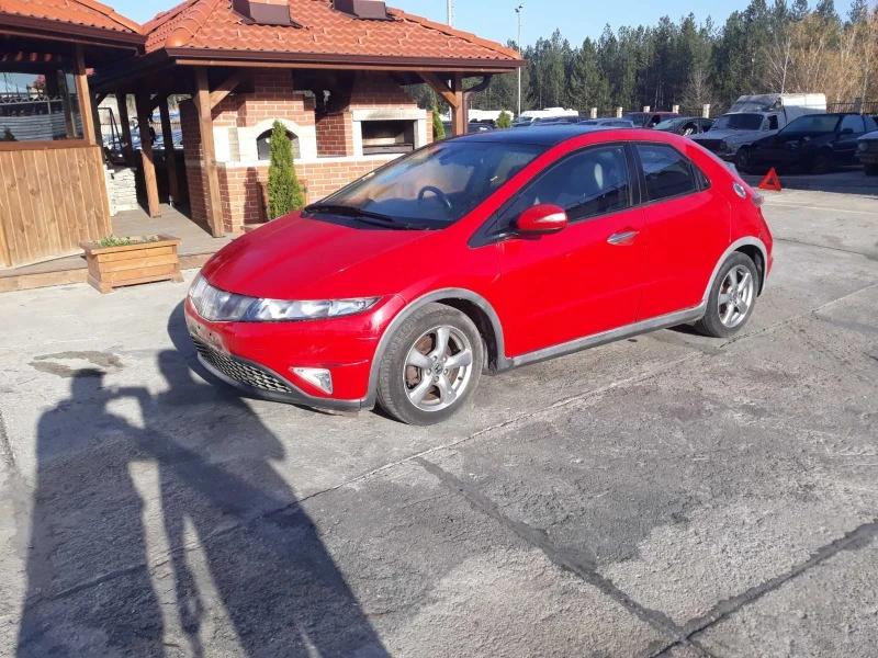 Honda Civic 1.8 I.6sk., снимка 5 - Автомобили и джипове - 38530876