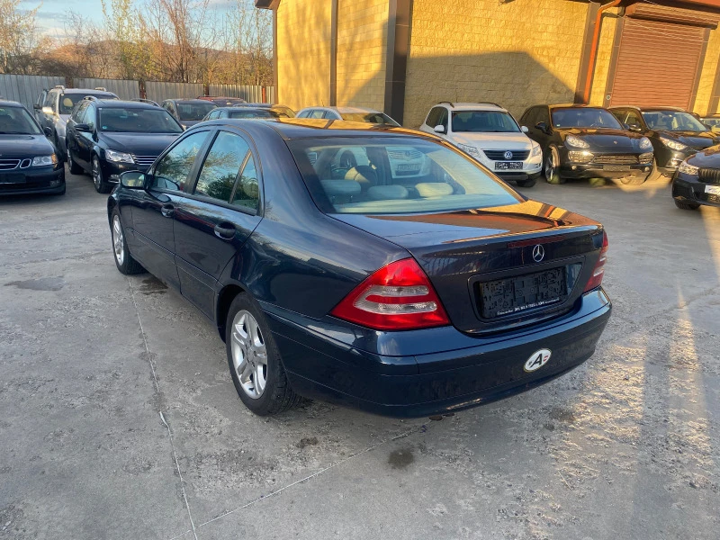 Mercedes-Benz C 220 CDI avtomat , снимка 6 - Автомобили и джипове - 40338905