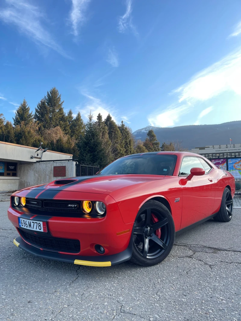 Dodge Challenger SRT 392 6.4 Hemi, снимка 1 - Автомобили и джипове - 48921500