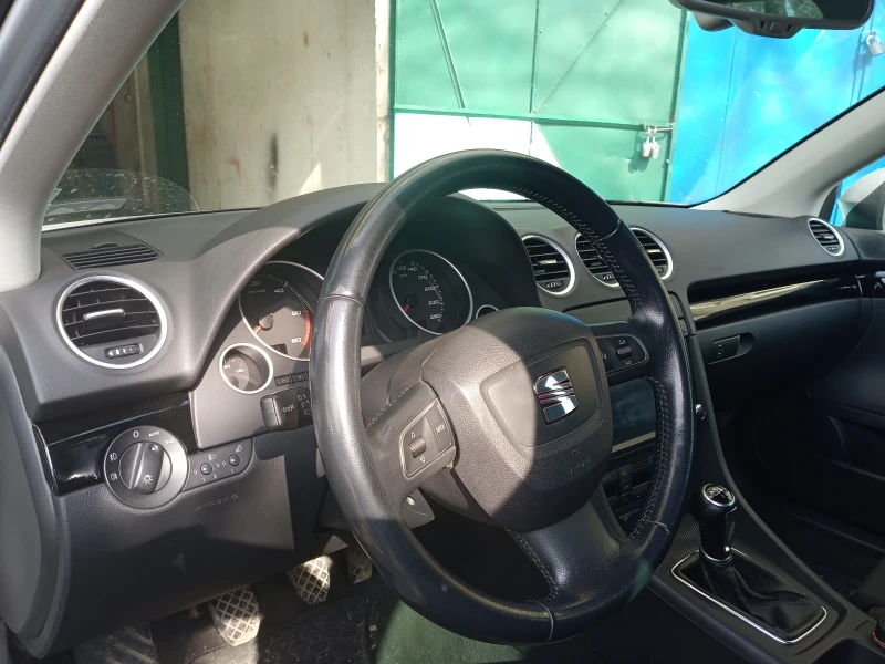 Seat Exeo 2.0 TDI ST 143, снимка 15 - Автомобили и джипове - 49098728