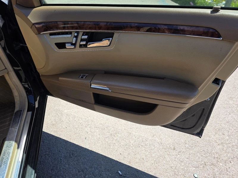 Mercedes-Benz S 320, снимка 4 - Автомобили и джипове - 52116291