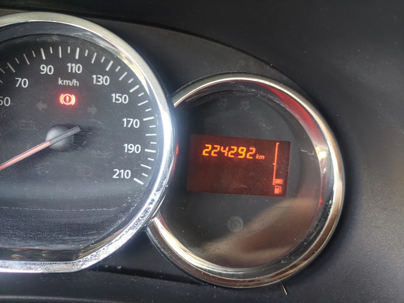 Dacia Dokker 1, 6i 82ps LPG BRC, снимка 11 - Автомобили и джипове - 51043841