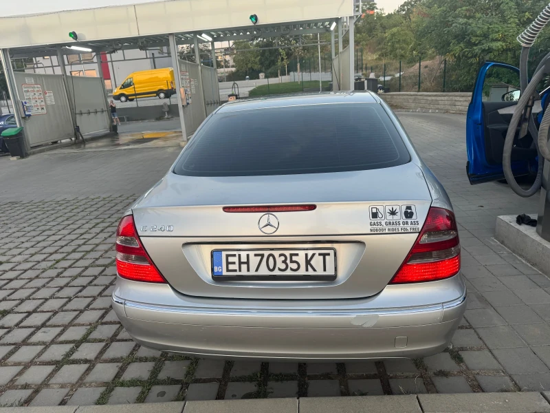 Mercedes-Benz E 240 W211 Elegance, LPG, V6 177 hp, снимка 4 - Автомобили и джипове - 52550436