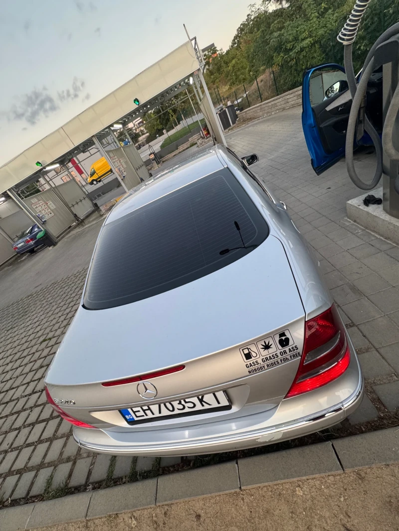 Mercedes-Benz E 240 W211 Elegance, LPG, V6 177 hp, снимка 7 - Автомобили и джипове - 52550436