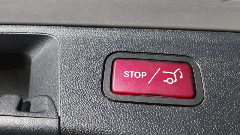 Mercedes-Benz E 350 350 д Авангард, снимка 11 - Автомобили и джипове - 51779831