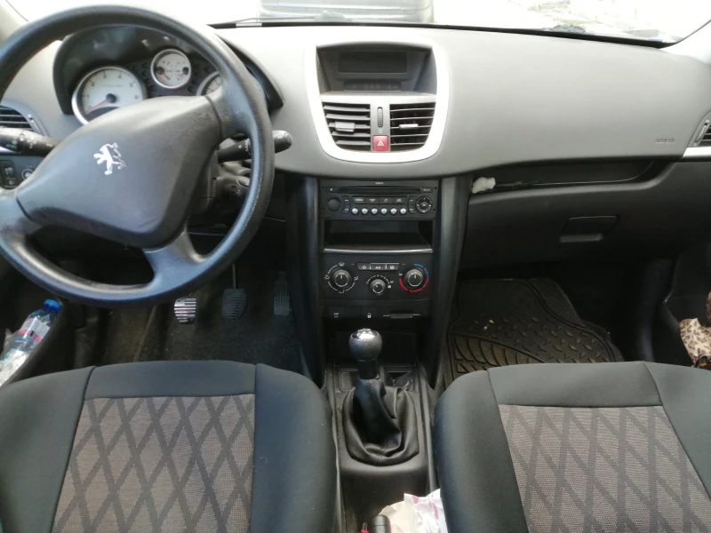 Peugeot 207, снимка 7 - Автомобили и джипове - 52167853