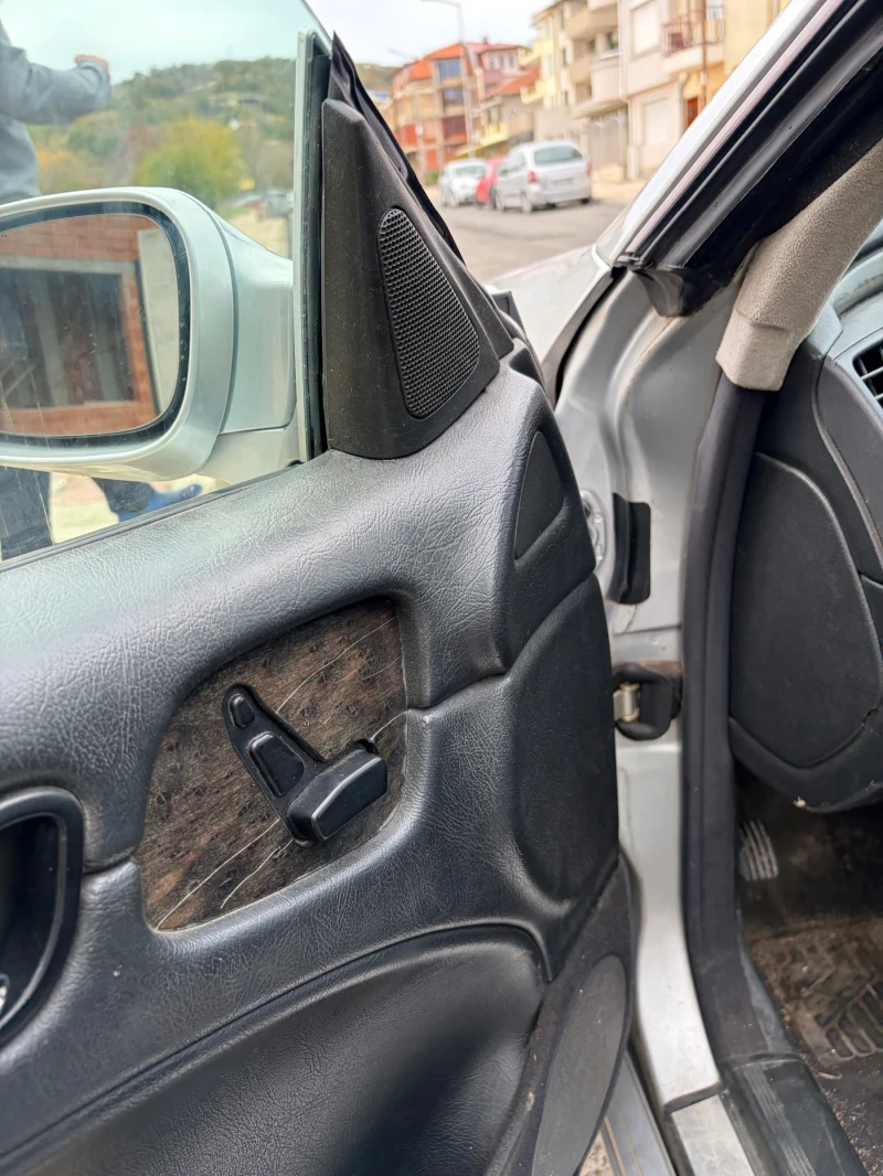 Mercedes-Benz CLK, снимка 7 - Автомобили и джипове - 52272592