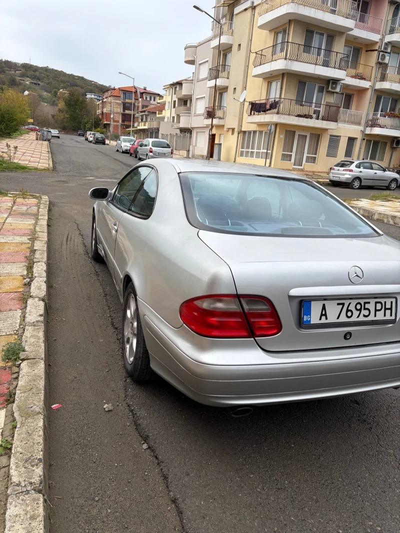 Mercedes-Benz CLK, снимка 4 - Автомобили и джипове - 52272592