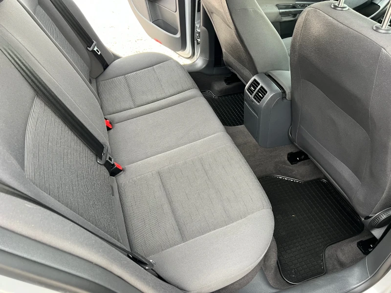 VW Golf, снимка 15 - Автомобили и джипове - 52454682