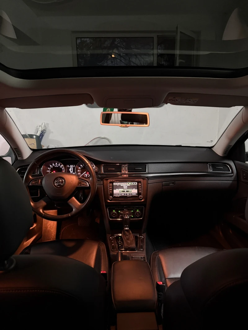 Skoda Superb 2.0 TDI* 4x4* PANO* 170hp* DSG 6ск* FACE, снимка 13 - Автомобили и джипове - 52627742