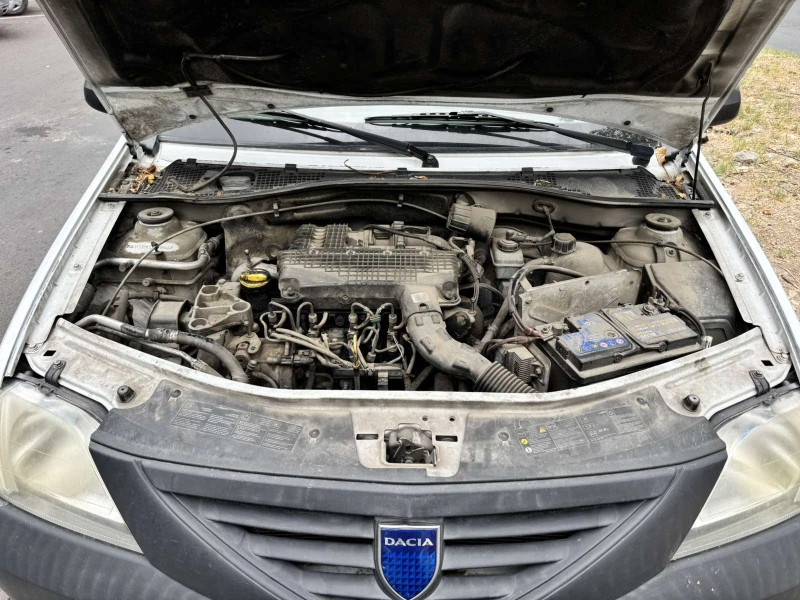 Dacia Logan, снимка 4 - Автомобили и джипове - 52663159