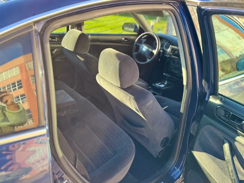 VW Passat, снимка 14 - Автомобили и джипове - 52741160