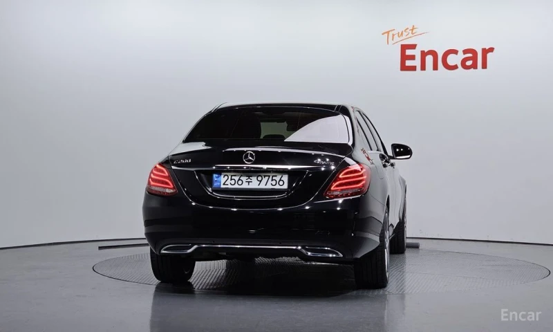 Mercedes-Benz C 200, снимка 4 - Автомобили и джипове - 52840437