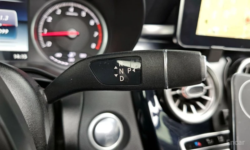 Mercedes-Benz C 200, снимка 9 - Автомобили и джипове - 52840437