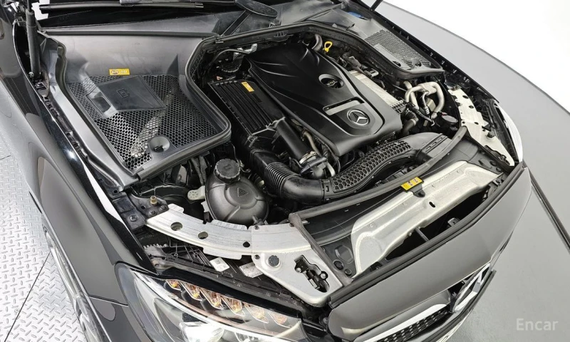 Mercedes-Benz C 200, снимка 6 - Автомобили и джипове - 52840437