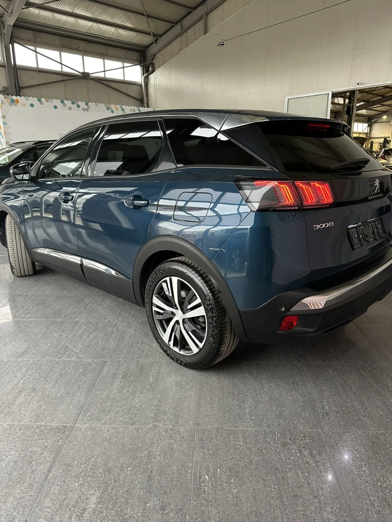 Peugeot 3008 Plug-In Hybrid 300 hp 4x4 Allure, снимка 6 - Автомобили и джипове - 52866013