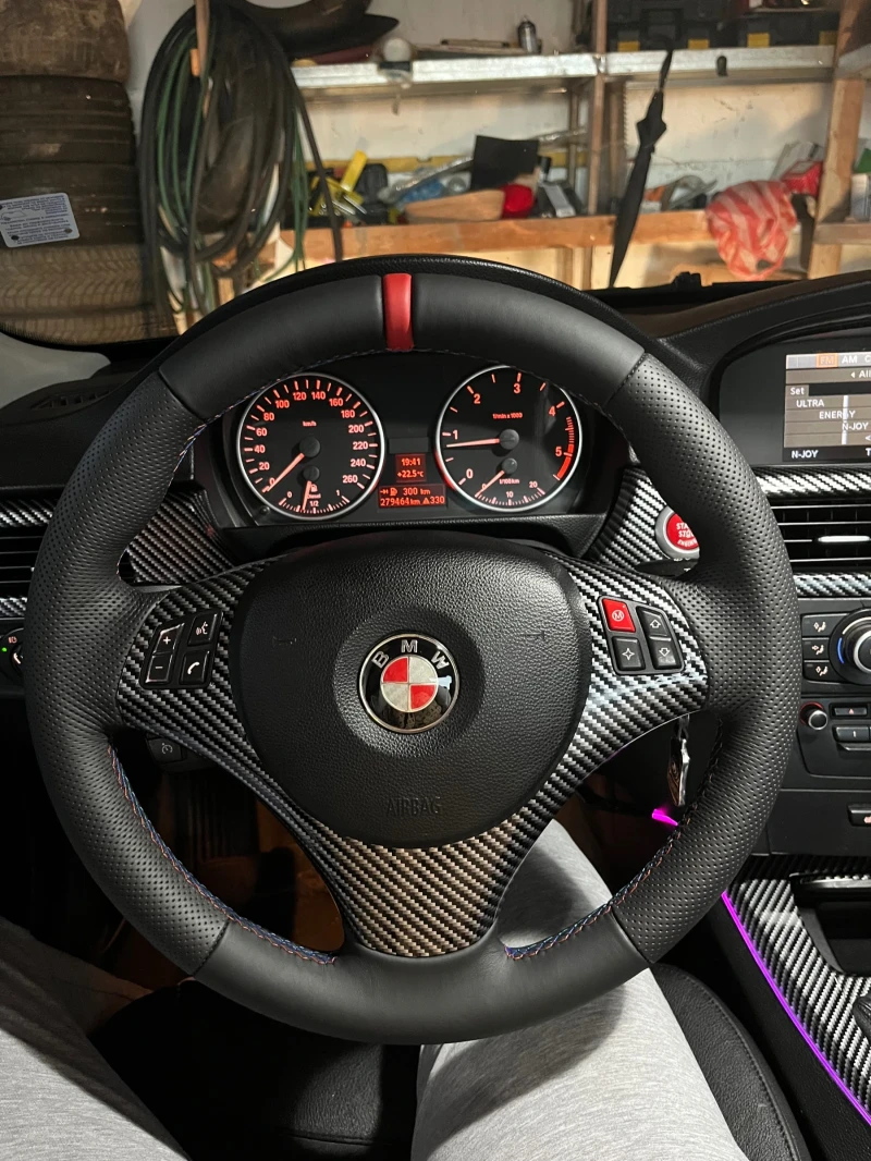 BMW 320, снимка 9 - Автомобили и джипове - 52957910