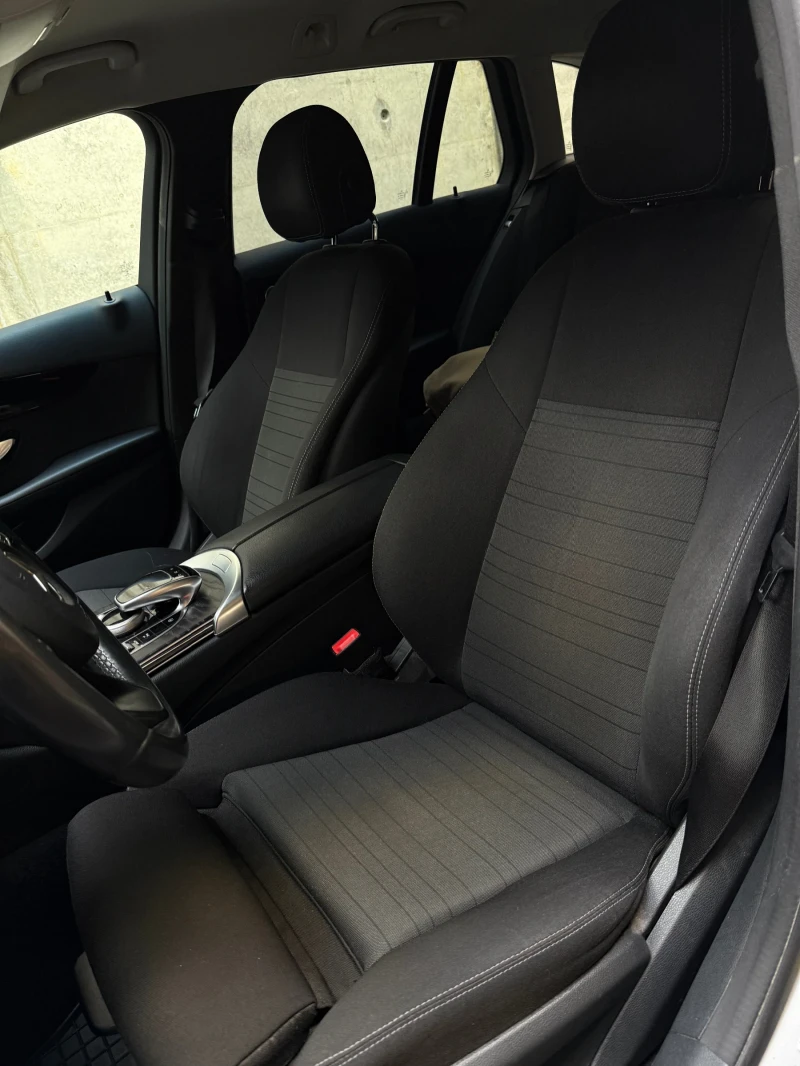 Mercedes-Benz C 200 7G Tronic Plus, снимка 12 - Автомобили и джипове - 53000720