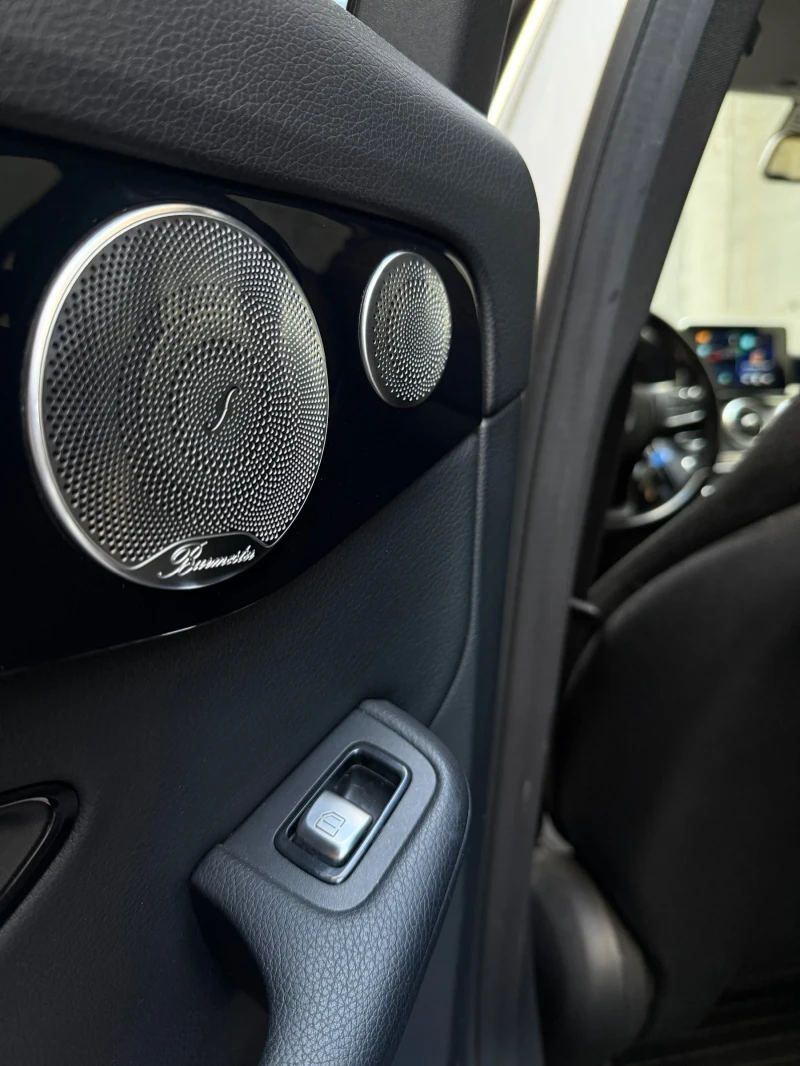 Mercedes-Benz C 200 7G Tronic Plus, снимка 11 - Автомобили и джипове - 53000720