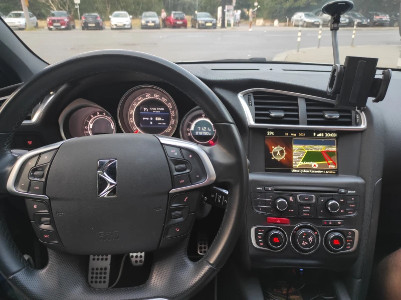 Citroen DS4, снимка 9 - Автомобили и джипове - 53093237