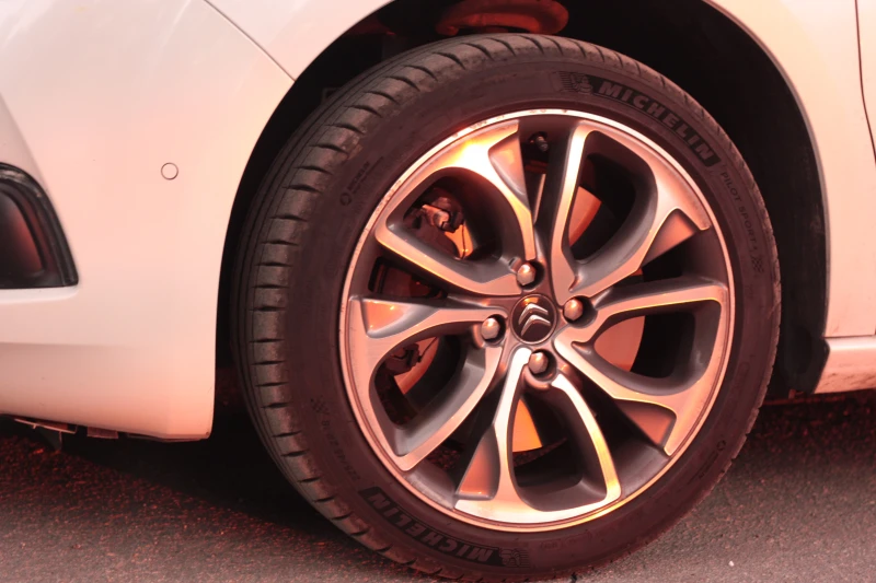 Citroen DS4, снимка 2 - Автомобили и джипове - 53093237