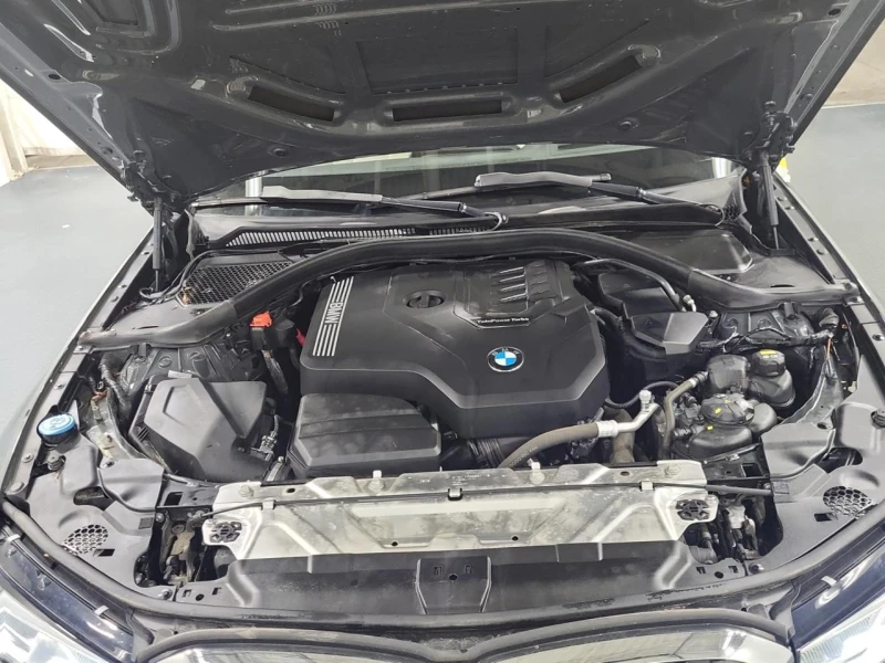 BMW 330 * M PACK* 360CAM* DISTRONIC* PANO* , снимка 13 - Автомобили и джипове - 53428956