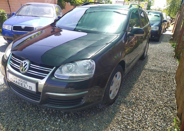 VW Golf 1.9 TDI, снимка 2 - Автомобили и джипове - 46127967