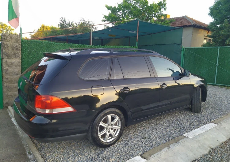 VW Golf 1.9 TDI, снимка 3 - Автомобили и джипове - 46127967