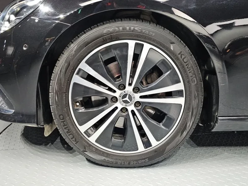 Mercedes-Benz E 250 Avantgarde, снимка 5 - Автомобили и джипове - 55137088