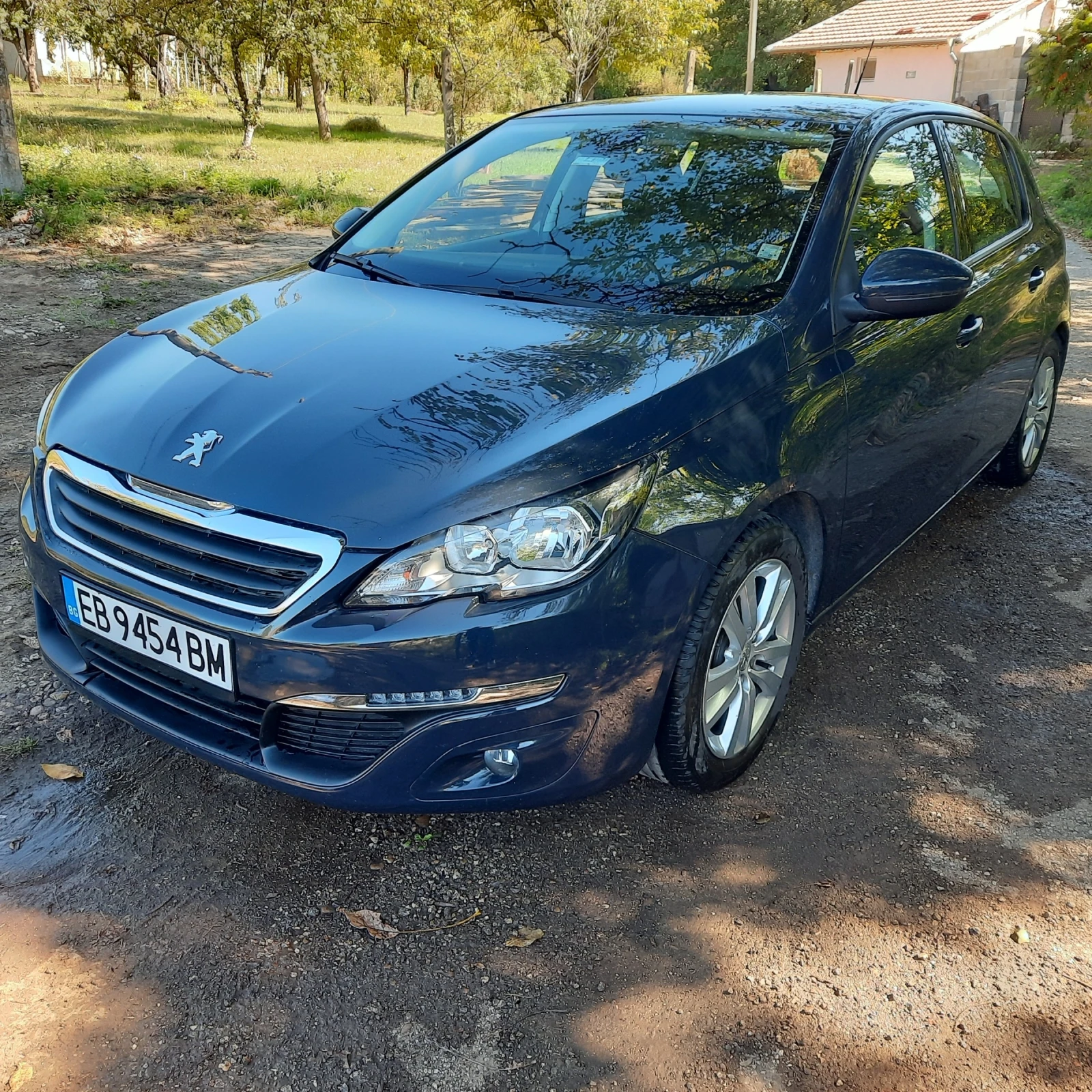 Peugeot 308 1, 6 blue HDI  business  - изображение 5