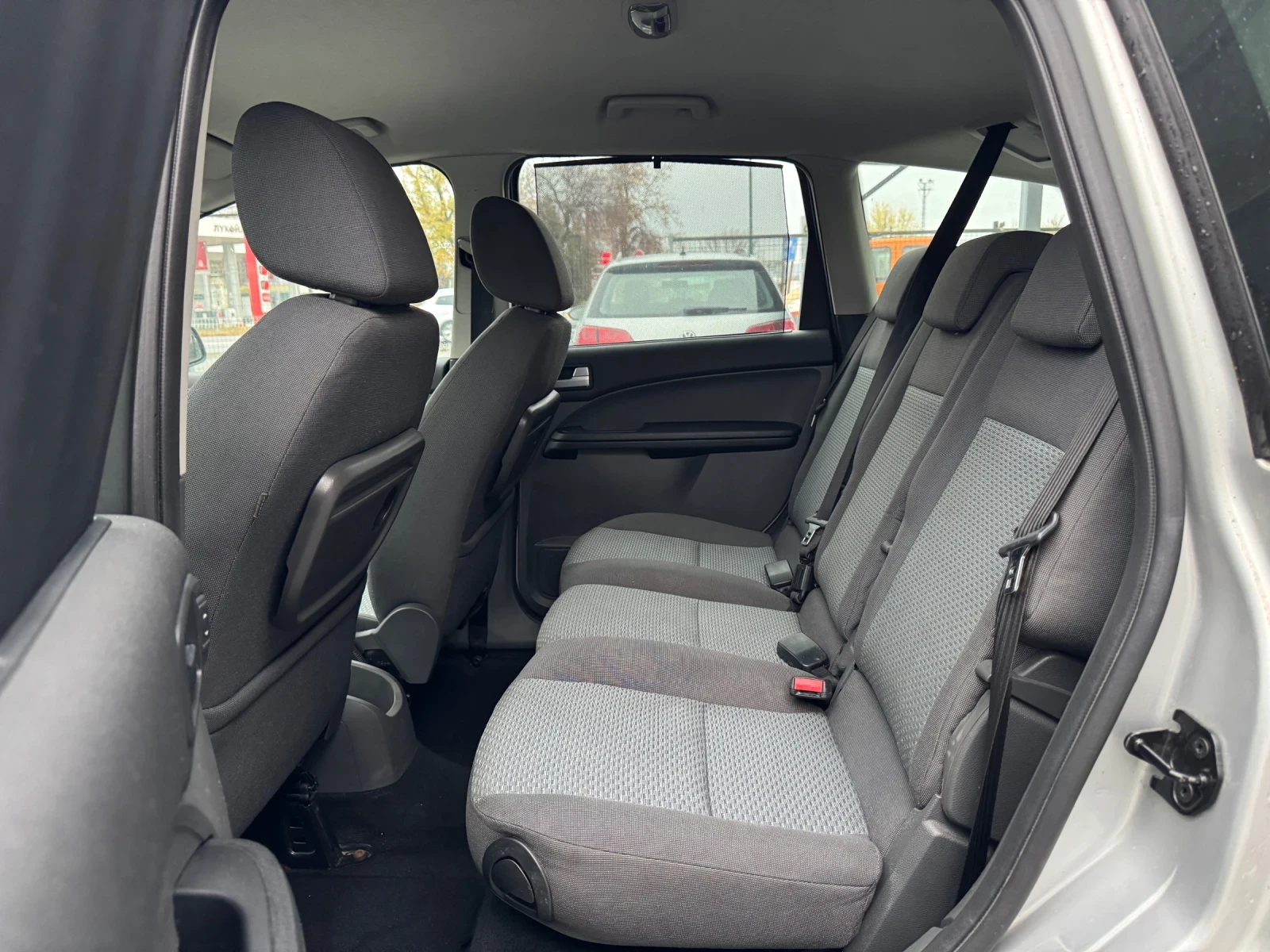 Ford C-max 1.8I ТОП - изображение 5