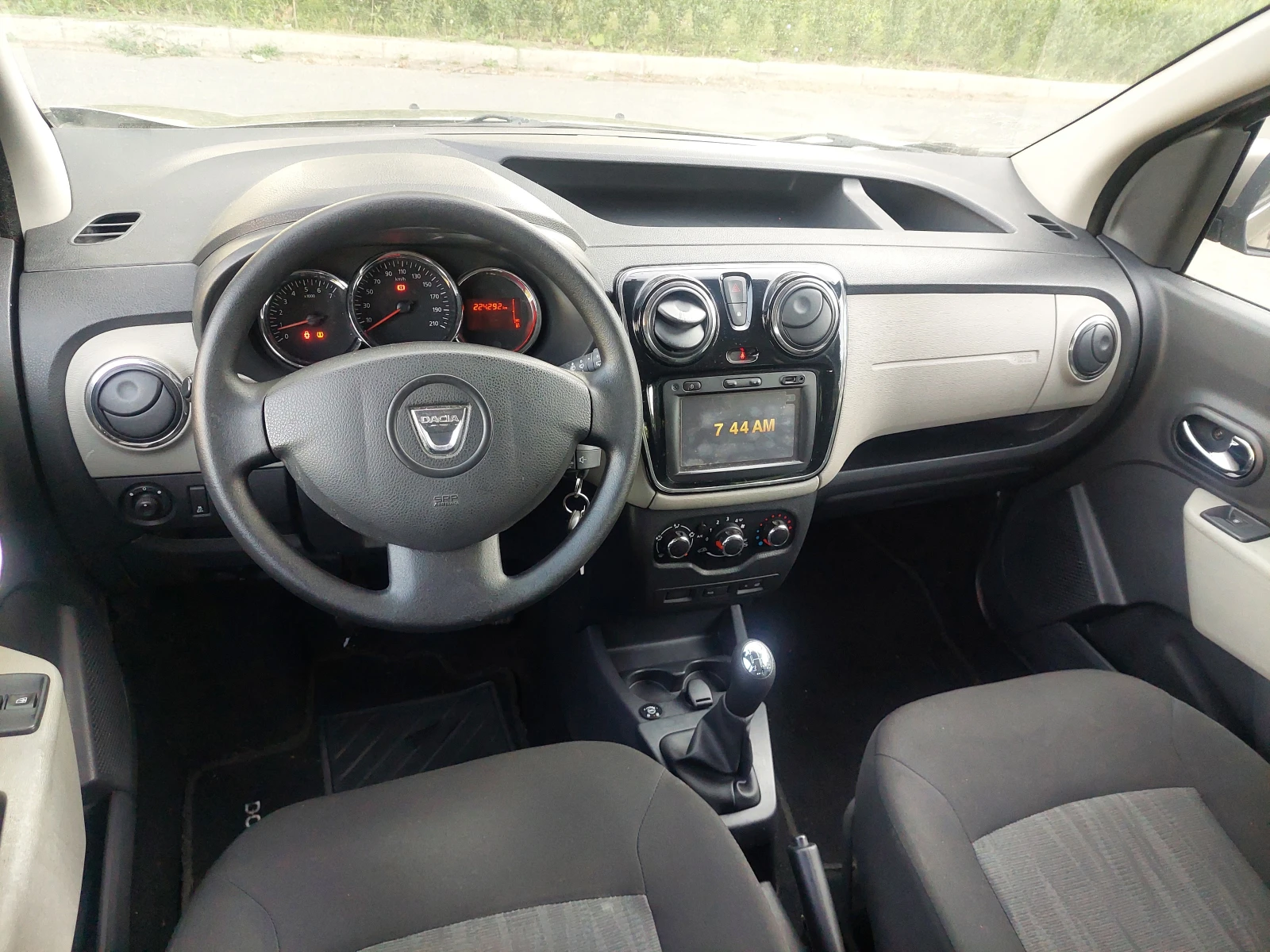 Dacia Dokker 1, 6i 82ps LPG BRC - изображение 6