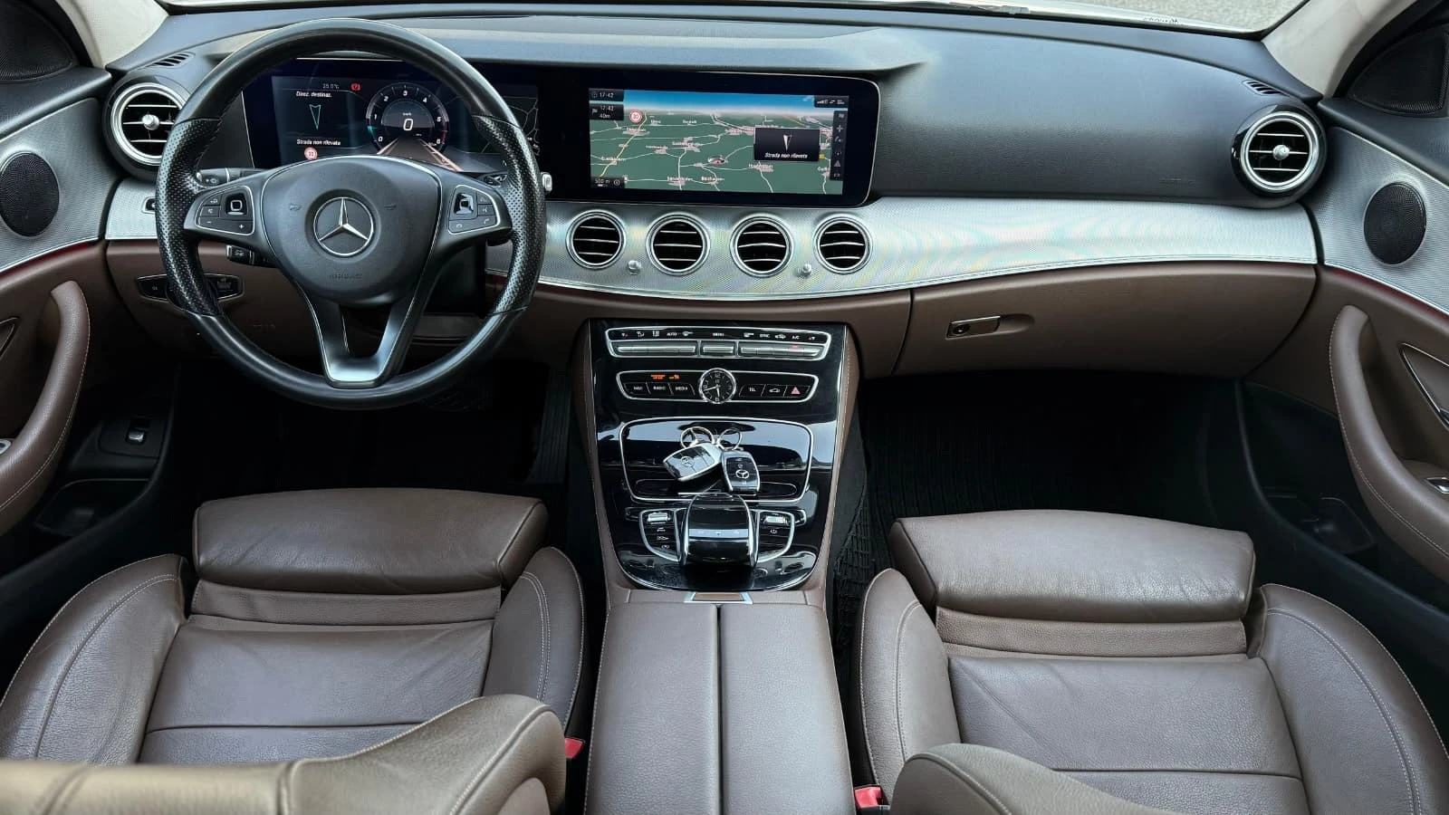 Mercedes-Benz E 350 d AMG-Line - изображение 10