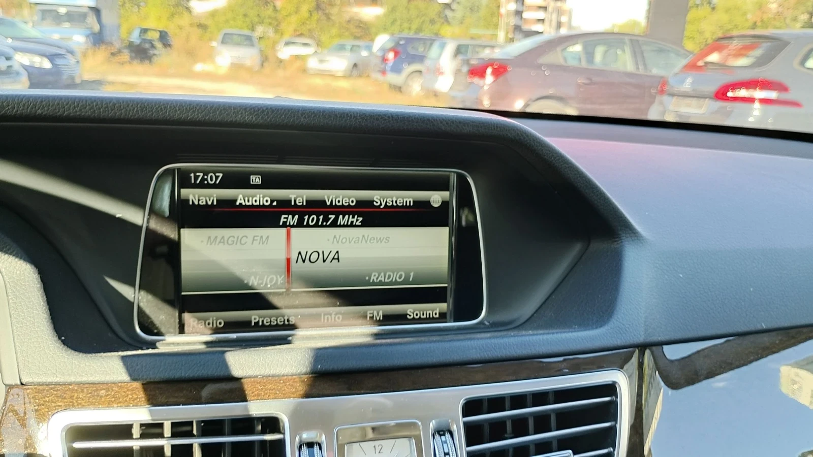 Mercedes-Benz E 350 350 д Авангард - изображение 6