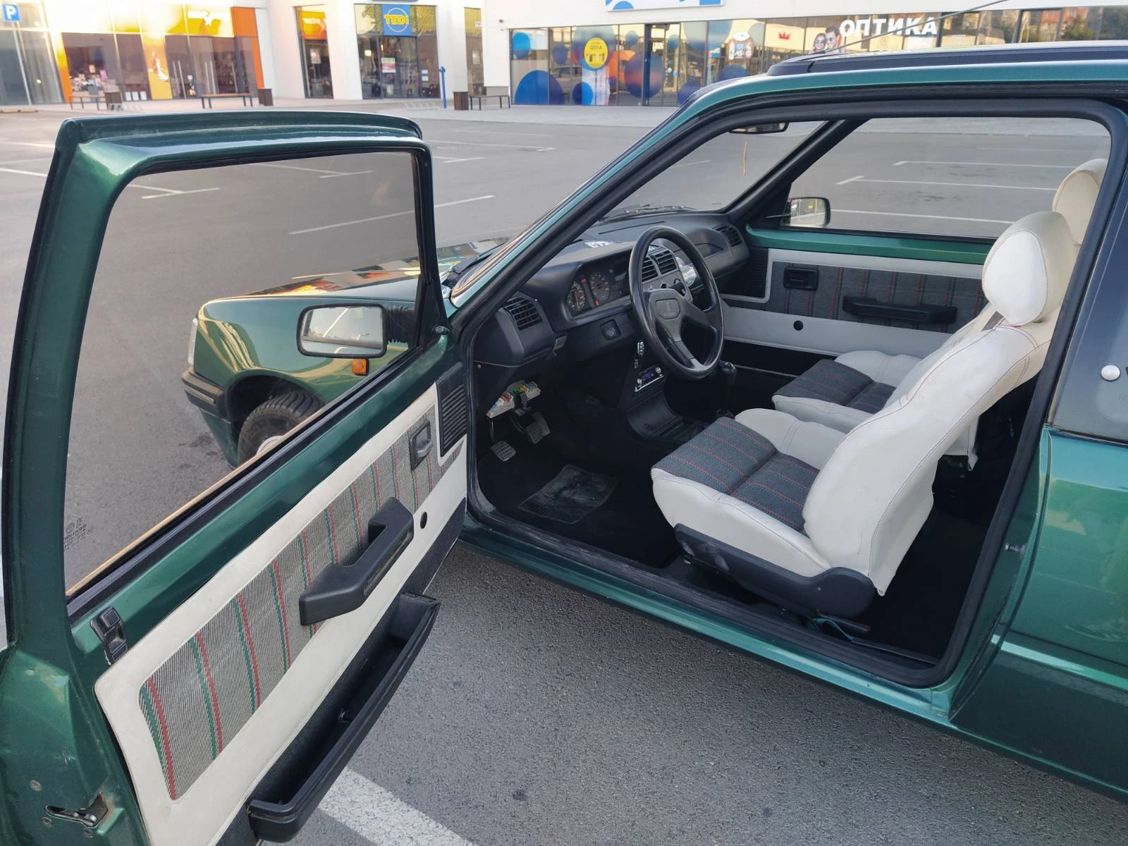 Peugeot 205 XS - изображение 5