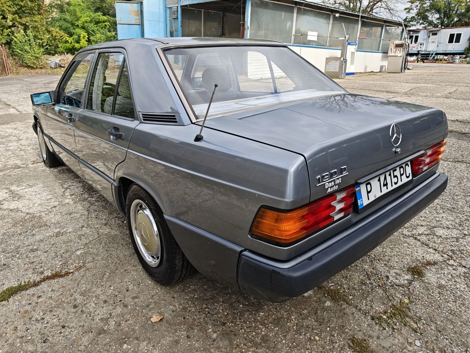 Mercedes-Benz 190  - изображение 6