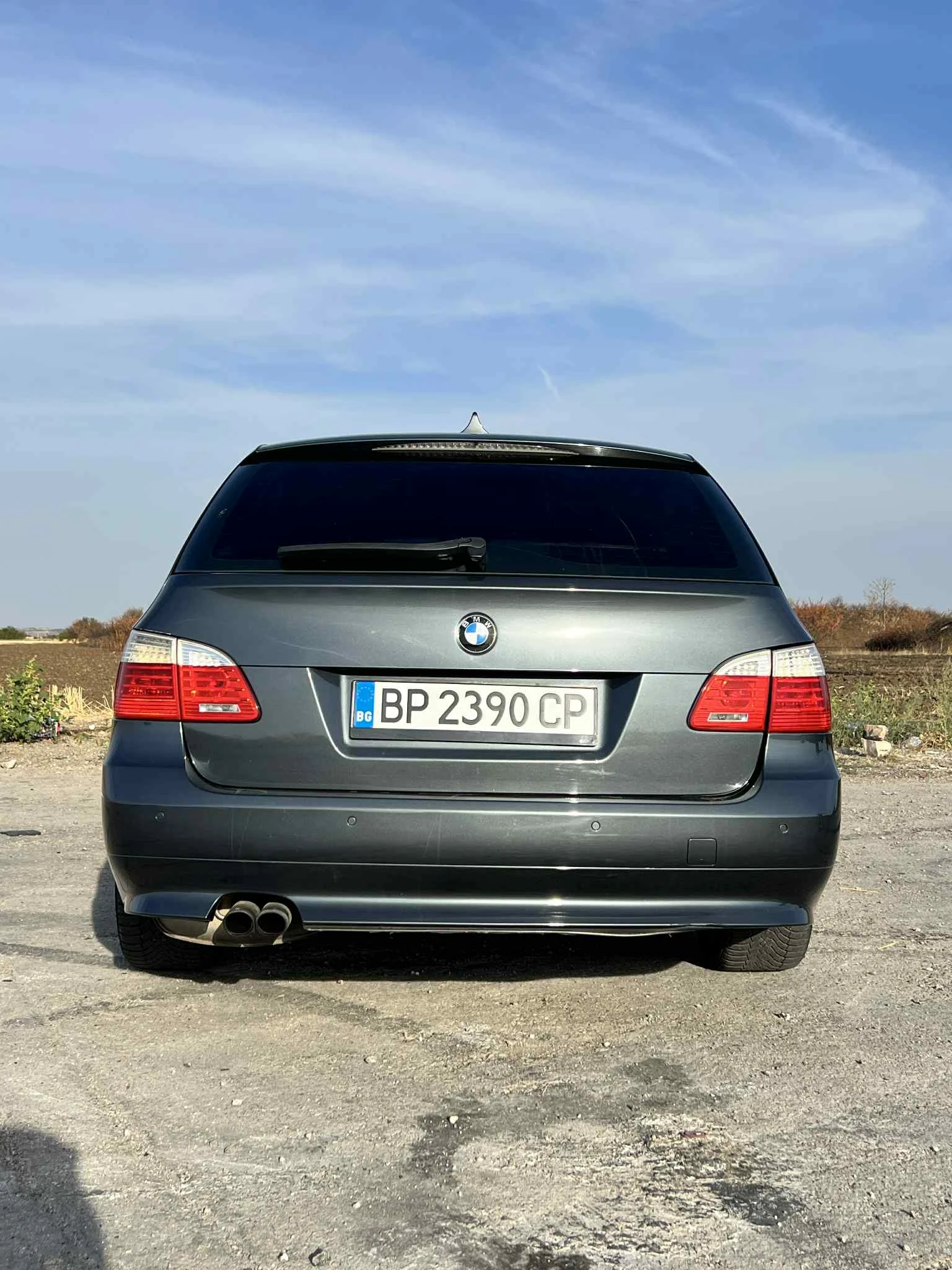 BMW 530 E60 FaceLift - изображение 5