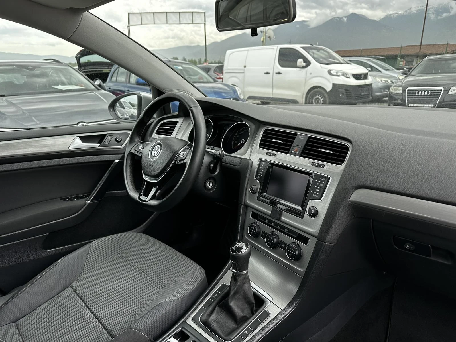 VW Golf 1.6 - изображение 6